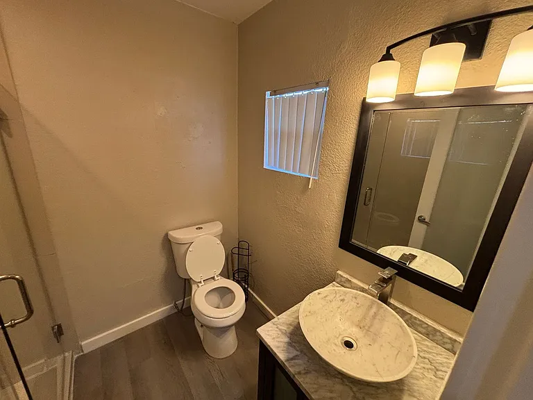 1401 E Carson Ave #13 — Photo 8