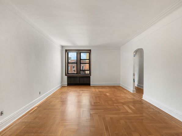 30 Ocean Pkwy APT 6M