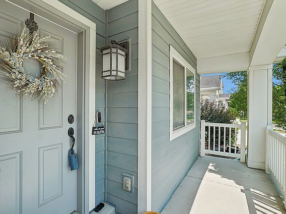 3rd image of 6914 S Mysteria Ln W