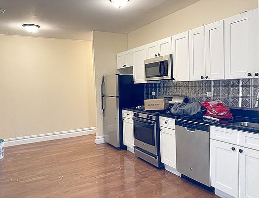 2nd image of 445 W 153rd St APT 1A