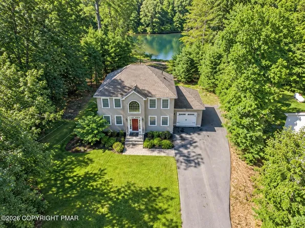 207 President Coolidge Pl, Henryville, PA 18332