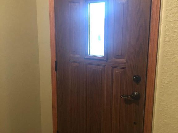 3rd image of 1805 Lori Ln