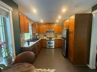 2958 Whisper Way #304, Coquitlam, BC V3E3S7