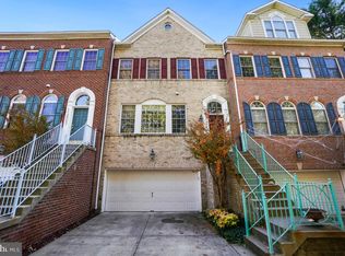 11203 Woodglen Dr, Rockville, MD 20852