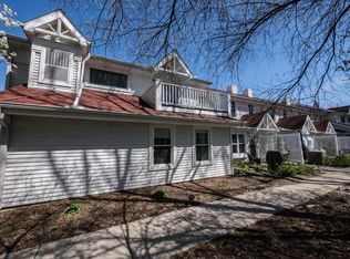 6055 S Crosswinds Dr UNIT 2, Cudahy, WI 53110