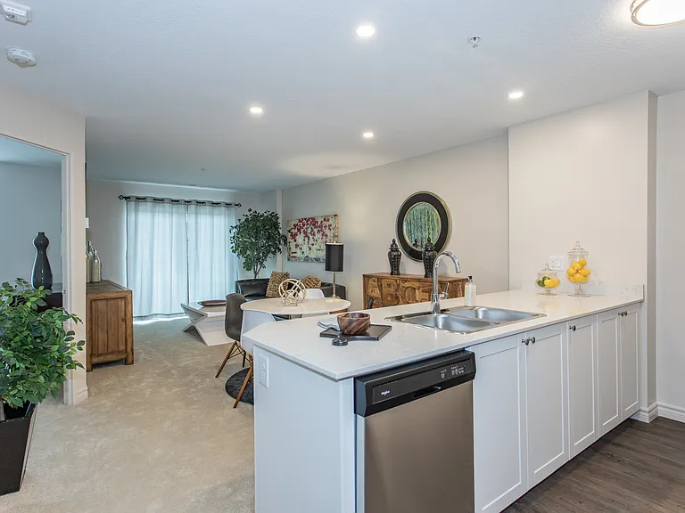 848 Blythwood Rd — Photo 12