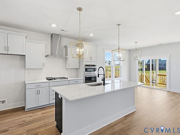 4th image of 1711 Reed Marsh Ln