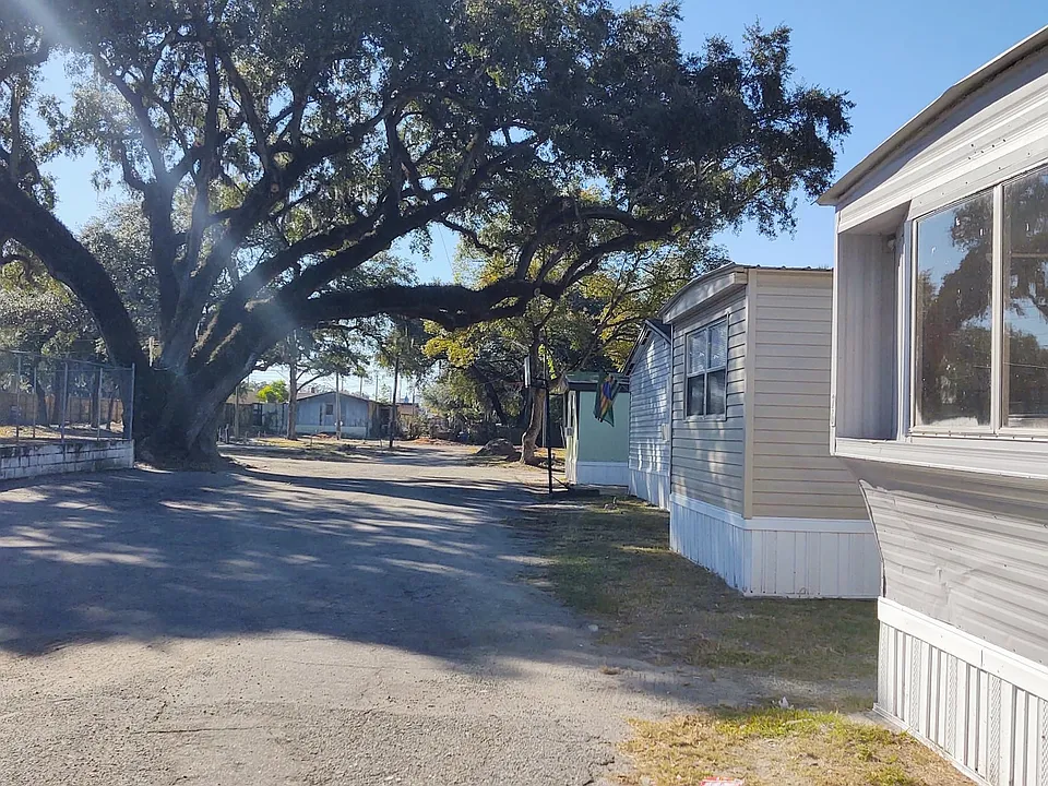 7000 N Main St