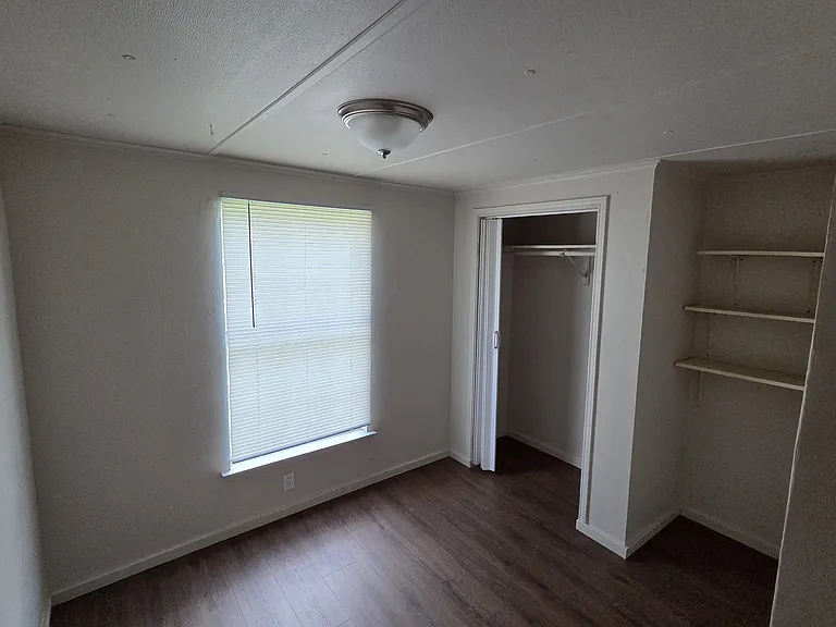 9102 N Double Rock Rd — Photo 10