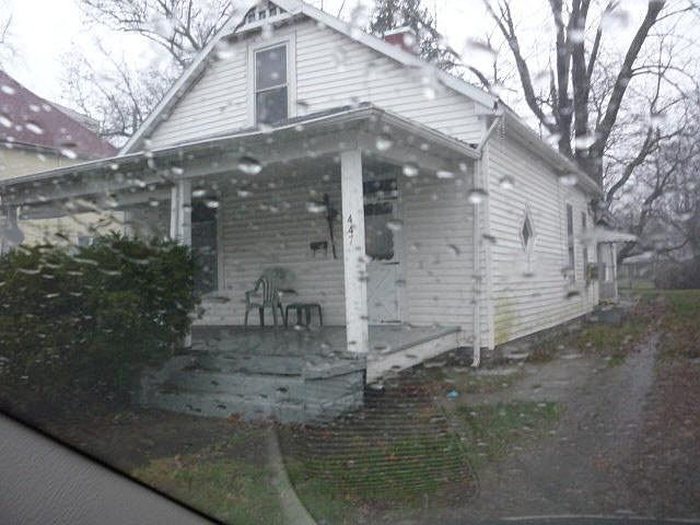 2nd image of 447 N Main St