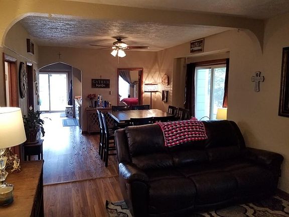 2nd image of 209 East 8th