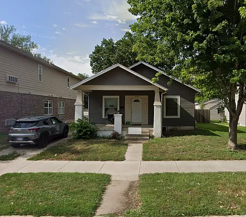 1218 Bertrand St Photo 1