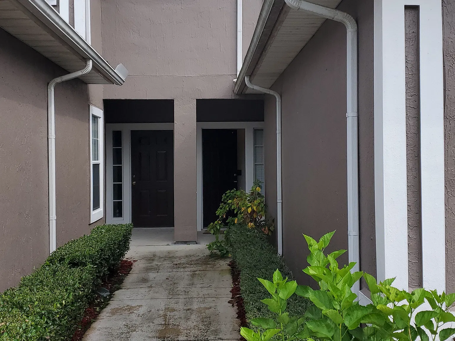 2 bed, 2.5 bath, 1222 sqft, $1,575 — Photo 2