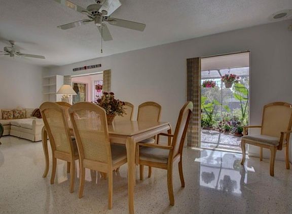 2nd image of 115 Lee Cir