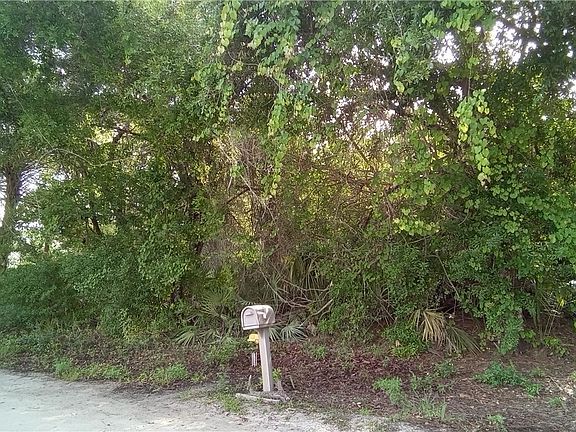 2nd image of 8556 105th Ct
