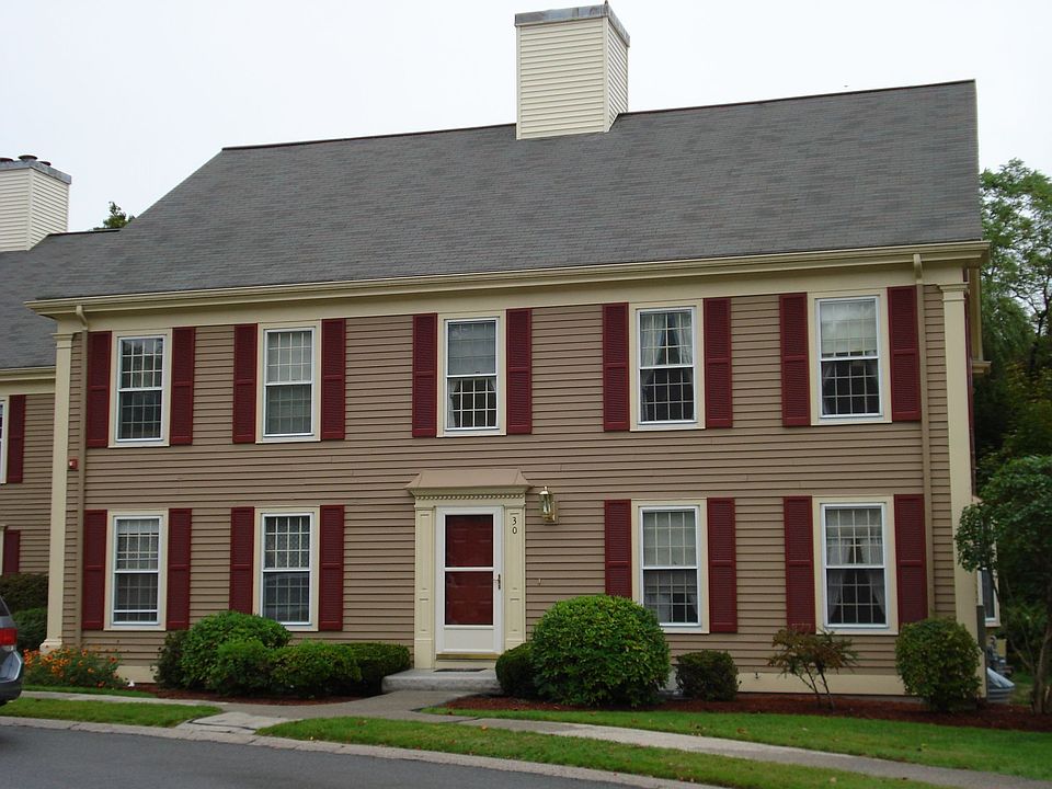 1st image of 30 Essex Green Ln