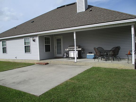 Covered rear porch