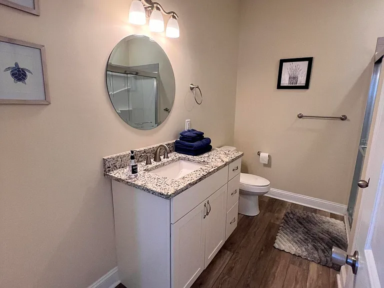3307 Emerald Dr #EAST — Photo 16