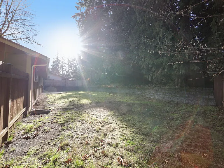 4323 Glen Terra Dr SE — Photo 31