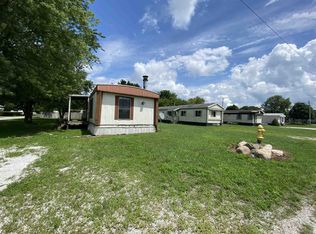 211 S Grant St, Windfall, IN 46076