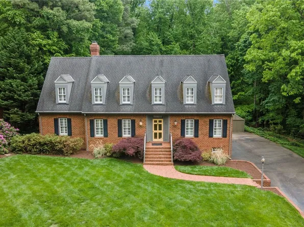 9113 Donora Dr, Henrico, VA 23229