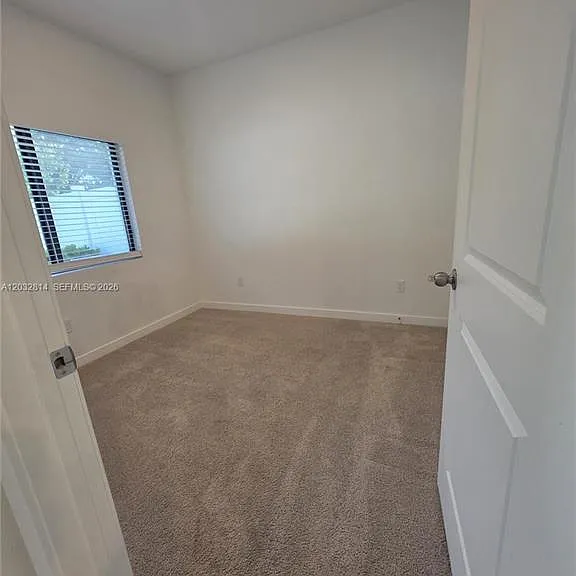4860 Dillion St — Photo 5