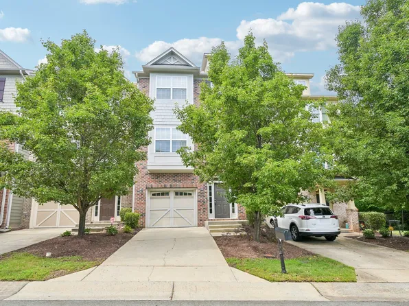 232 Linden Park Ln, Cary, NC 27519