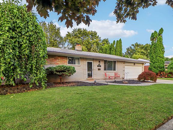 2nd image of 36332 Winterset Dr