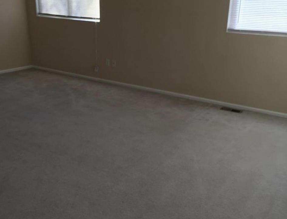 1st image of 527 Tanager St