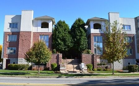1st image of 210 Des Plaines Ave #D