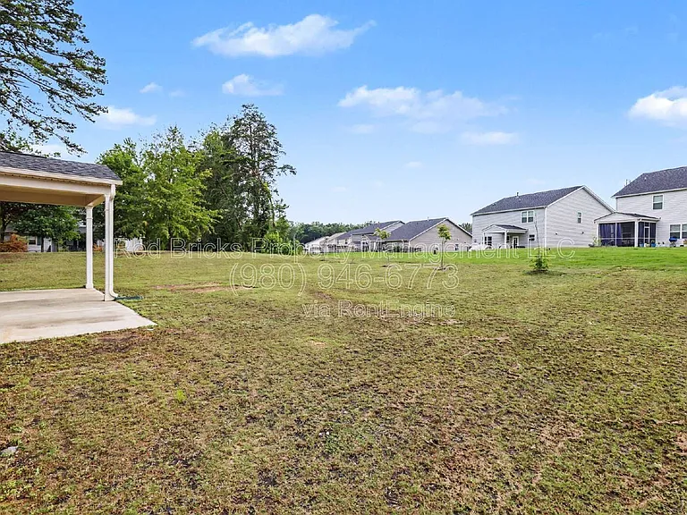 15020 Sycamore Crossing Ct — Photo 32