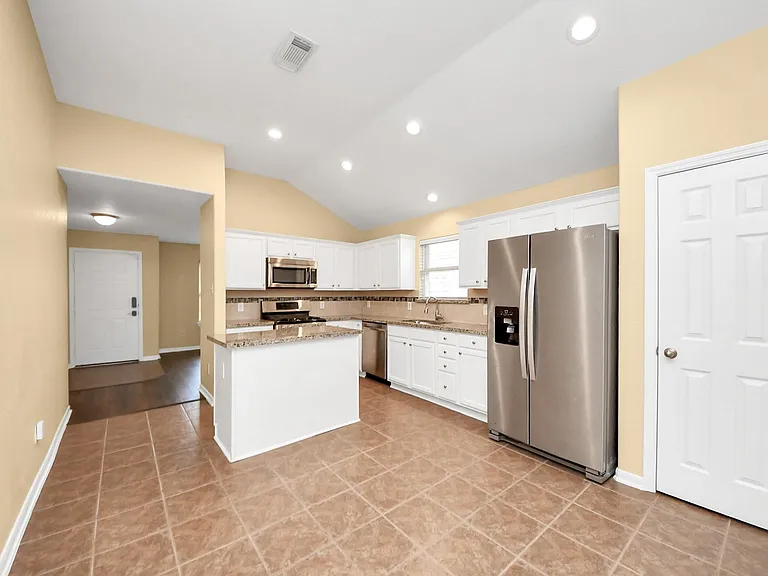 2222 Summit Meadow Dr — Photo 16