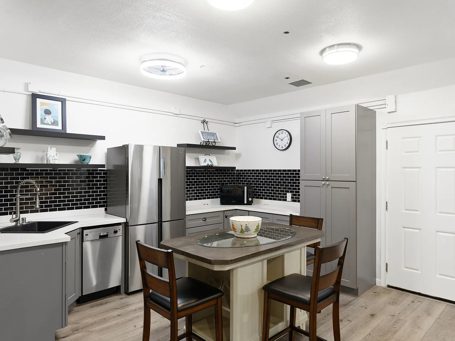 Seacoast Dr, Imperial Beach — Photo 4