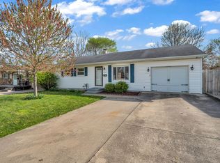909 Hillcrest Dr, Greencastle, IN
