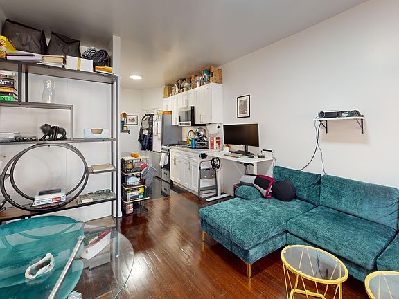 3rd image of 334 E 82nd St APT 3FE