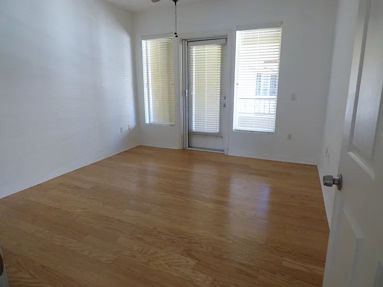 301 W G St #419 — Photo 24