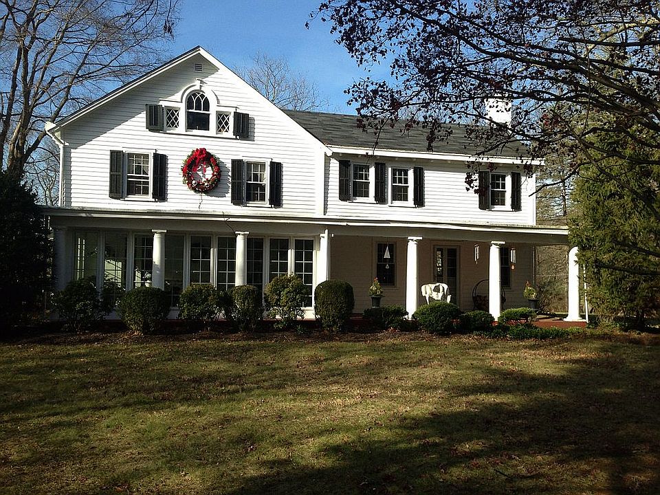 2nd image of 181 Brooklake Rd