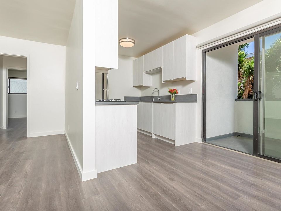 1st image of 1330 N Martel Ave APT 1