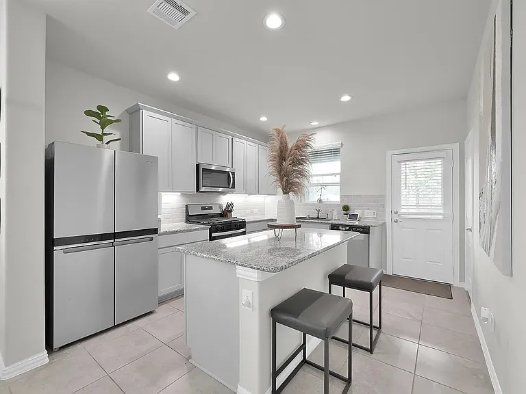 40558 Berylline Ln — Photo 5