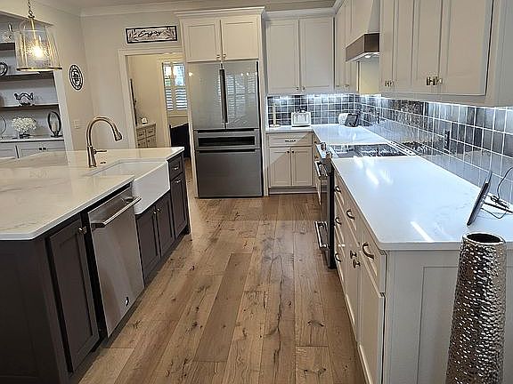 3rd image of 7944 Vervena Dr