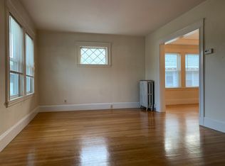 24 Hovey St, Watertown, MA 02472