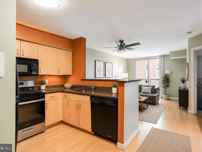 1000 New Jersey Ave SE APT 304, Washington, DC, 20003