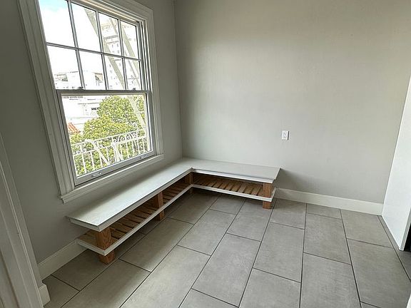 5th image of 1299 Lombard St APT 53