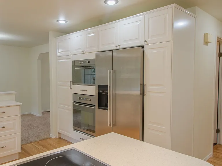 23954 SE 42nd Pl — Photo 9