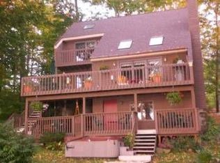 618 N Shore Road Pl, Gloversville, NY 12078