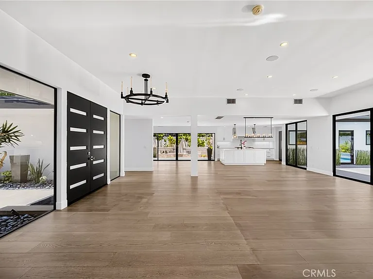 17 Monarch Bay Dr — Photo 8