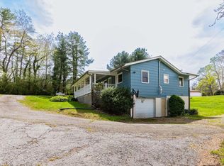43 Kennedy Rd, Weaverville, NC 28787