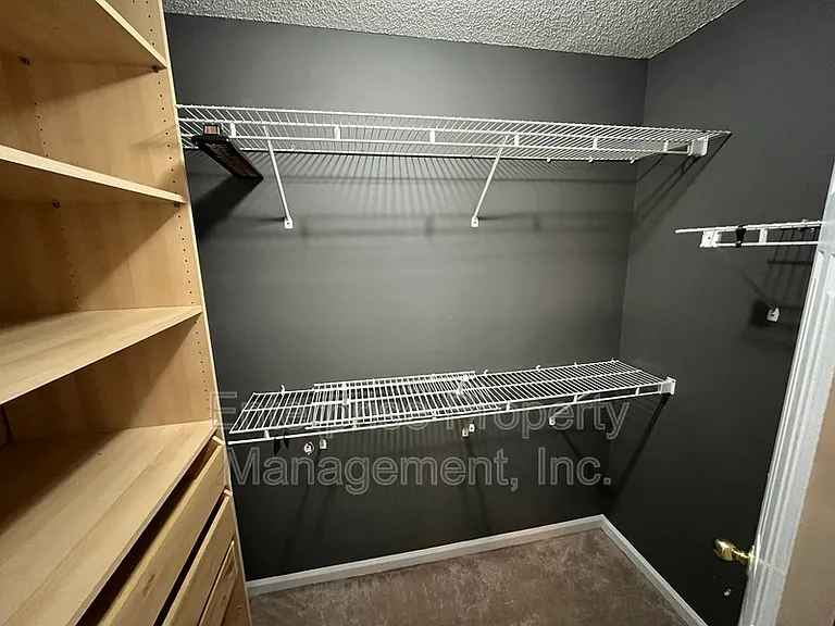 384 Walnut Trace Dr — Photo 25