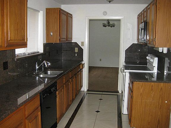 2nd image of 12706 Old Manse Ct