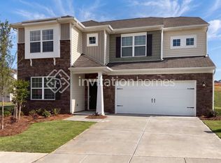 7334 Echoing Hills Ln, Maiden, NC 28650